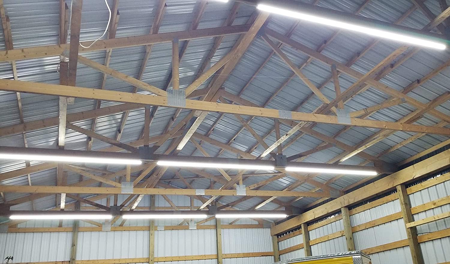 8FT LED Light Fixtures 72W, 8FT LED Shop Light 5000K Daylight White Dual Side T8 V-Shape Integrated 8 Foot Tube Lights(150W Fluorescent Light Equivalent), 8640Lm, Clear Cover (6 Pack)